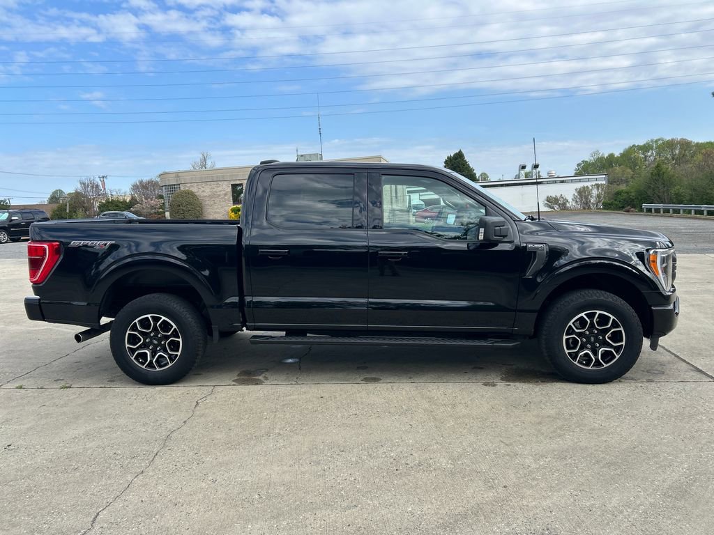 Used 2022 Ford F150 XLT w/ Equipment Group 302A High AWD/4WD image 7