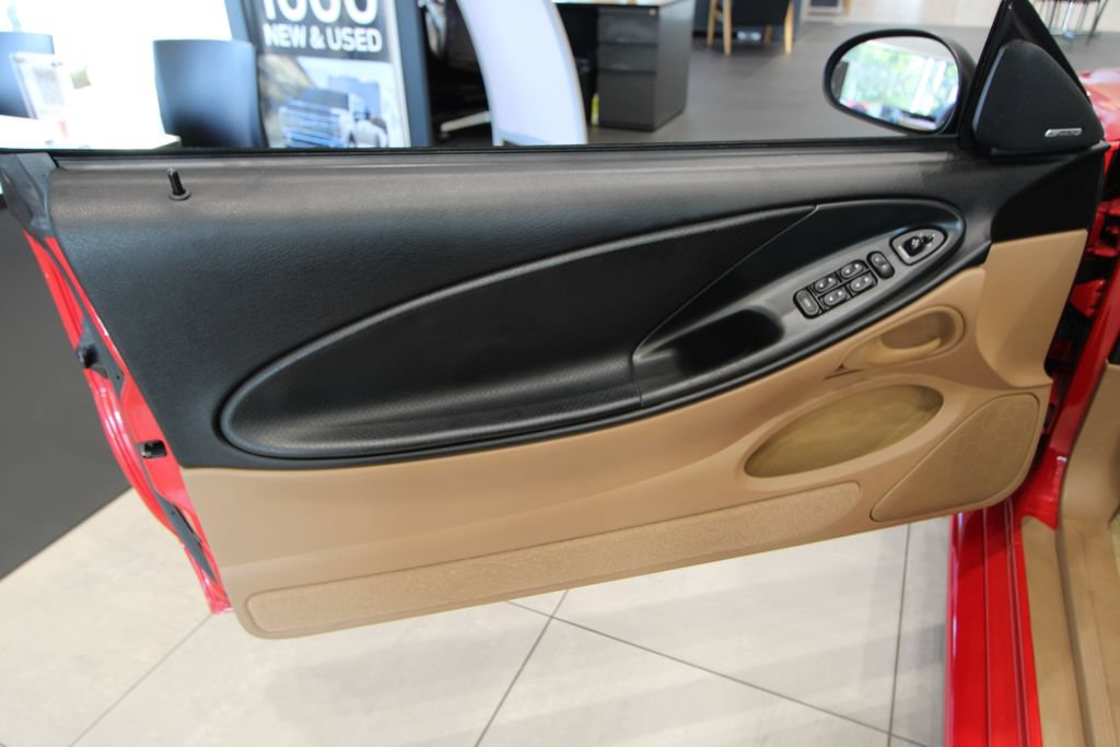 Used 1994 Ford Mustang GT RWD image 5