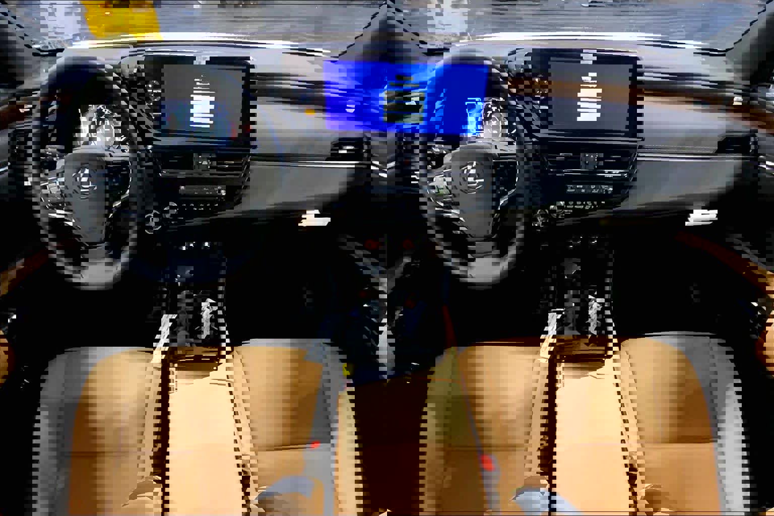 New 2025 Lexus ES 350 w/ Premium Package image 5