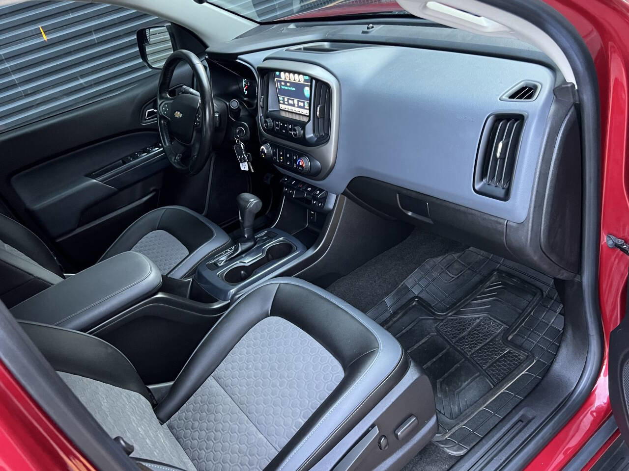 Used 2018 Chevrolet Colorado Z71 AWD/4WD image 22