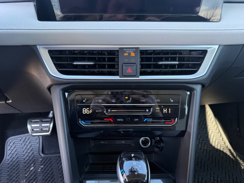 New 2026 Volkswagen Taos SE AWD/4WD image 18