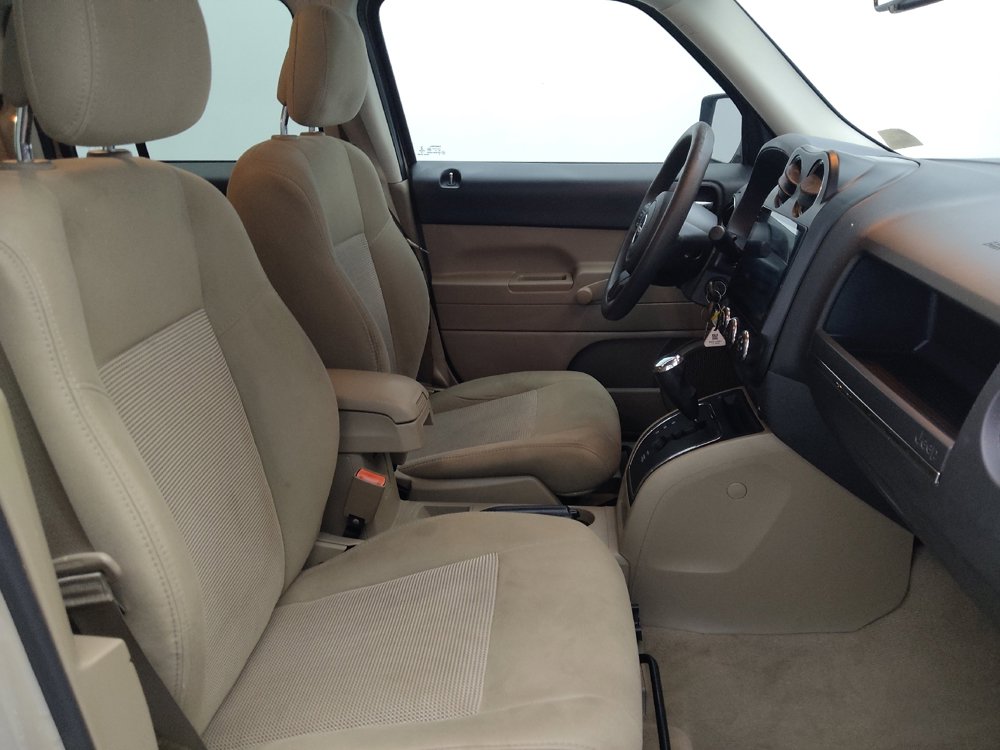 Used 2016 Jeep Patriot Sport FWD image 21