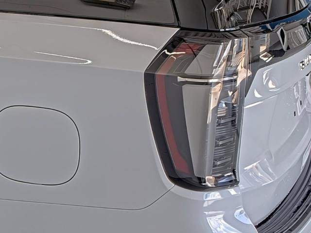 New 2026 Chevrolet Suburban High Country w/ Sun And Tow Package AWD/4WD image 10