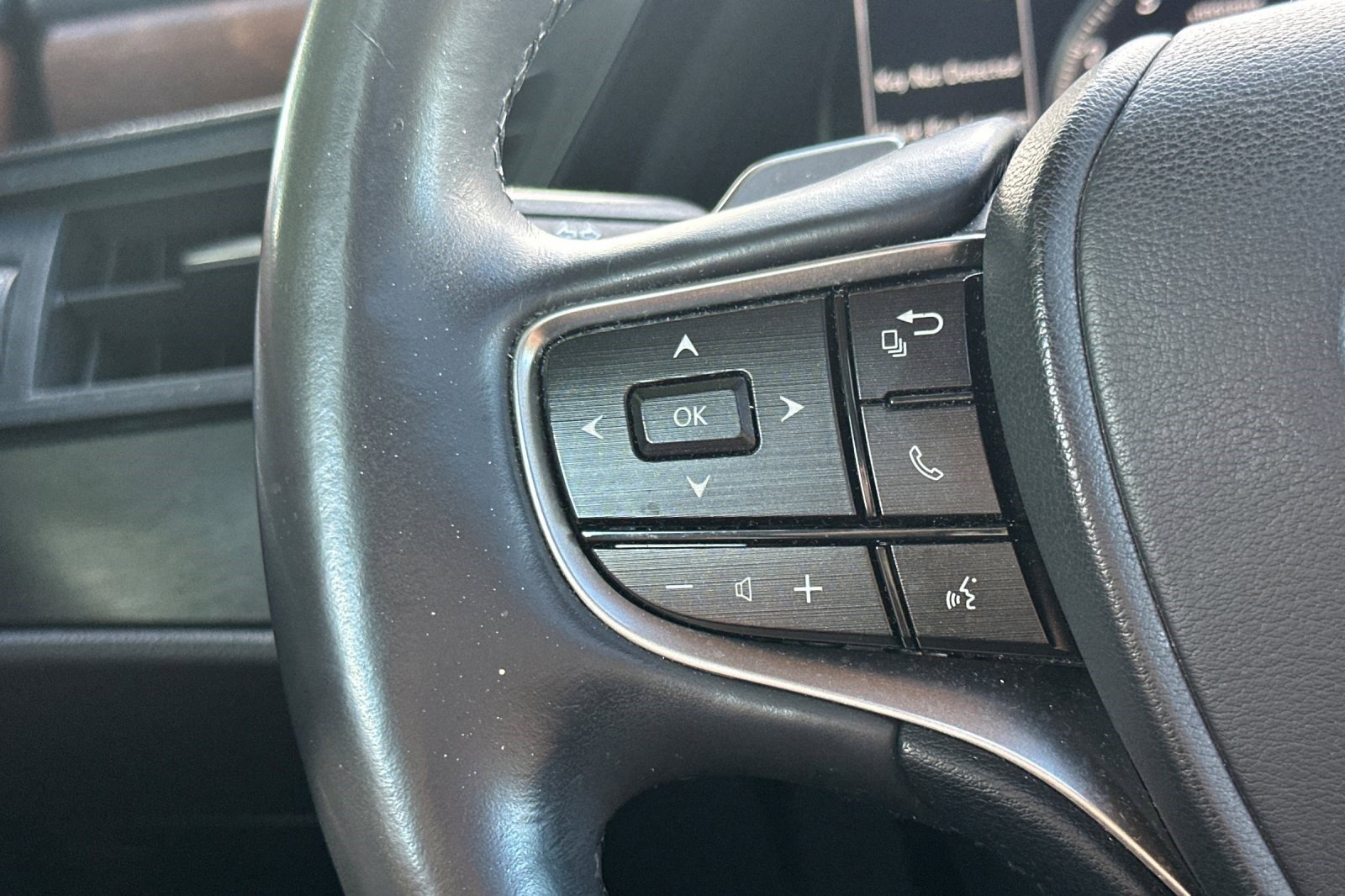 Certified 2022 Lexus ES 350 w/ Premium Package image 27