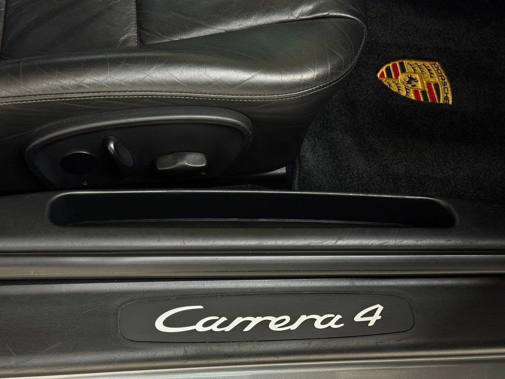 Used 2002 Porsche 911 Cabriolet image 36