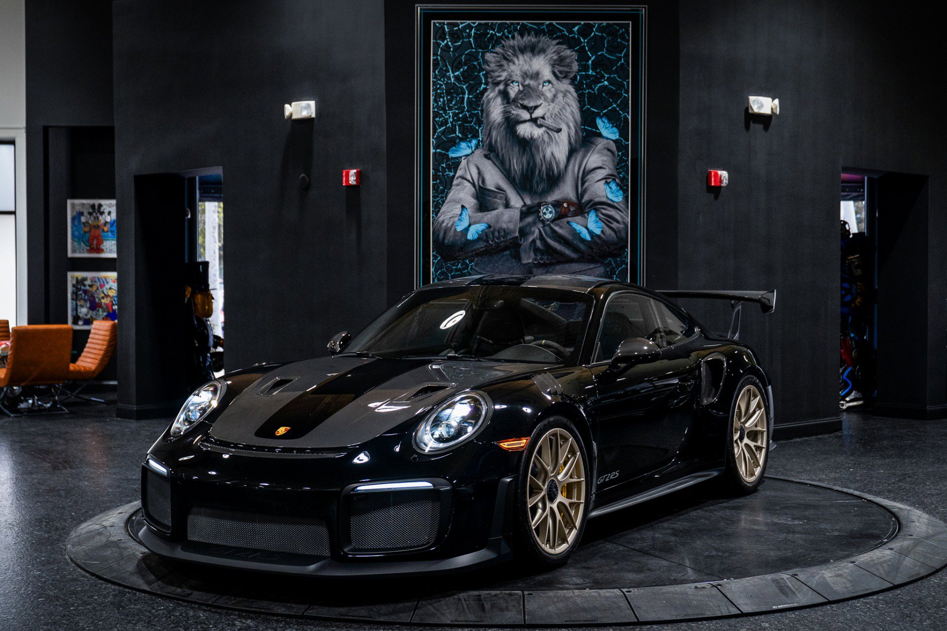 Used 2018 Porsche 911 GT2 RS image 9