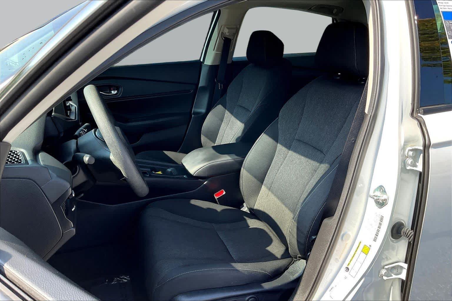 Used 2023 Honda Accord EX image 8