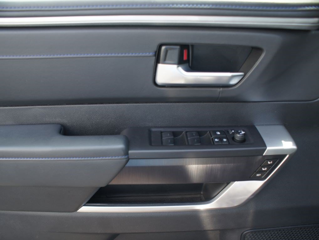 Used 2023 Toyota Sequoia Platinum AWD/4WD image 30