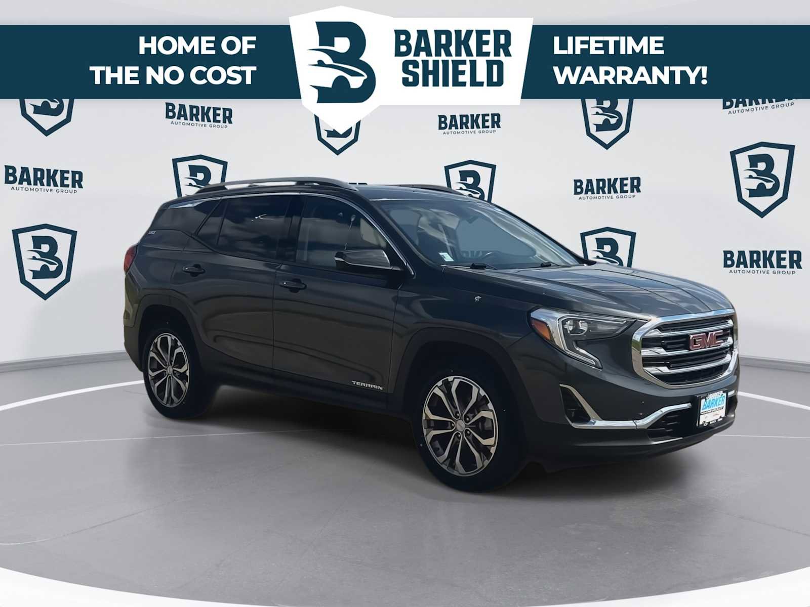 Used 2018 GMC Terrain SLT w/ Preferred Package FWD image 2