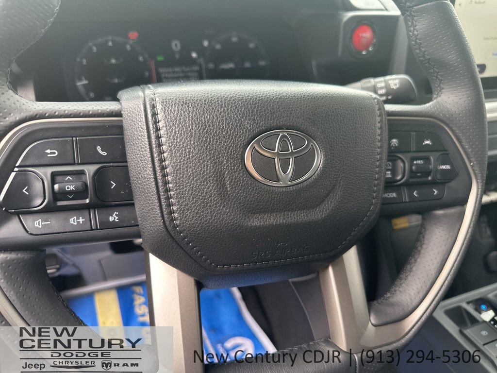 Used 2025 Toyota 4Runner TRD Sport AWD/4WD image 33