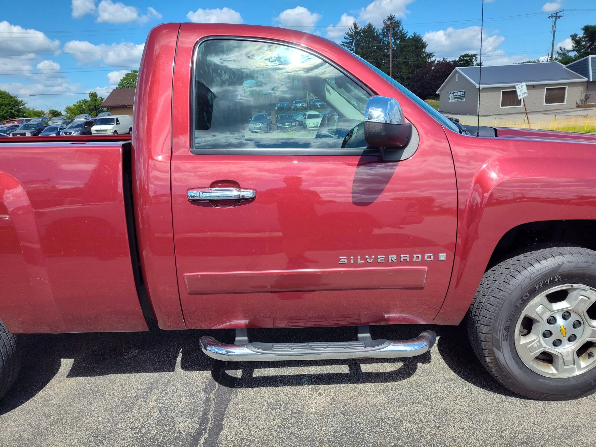 Used 2008 Chevrolet Silverado 1500 LT w/ 1LT Convenience Package RWD image 9