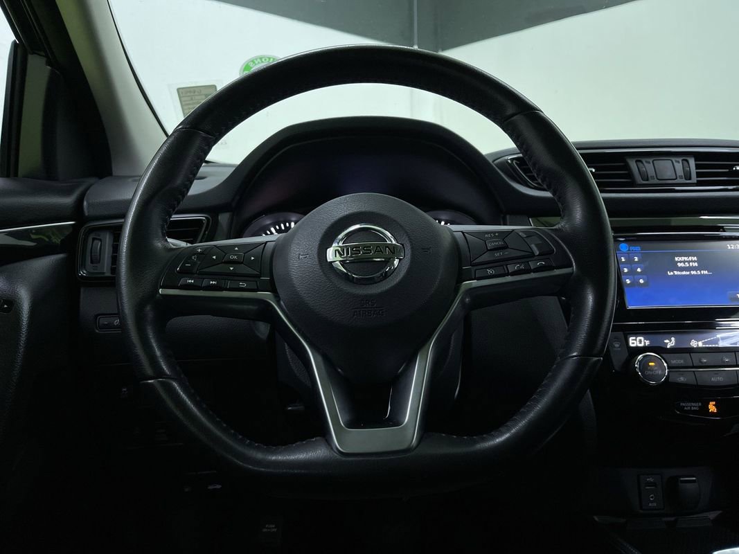 Used 2018 Nissan Rogue Sport SL image 20