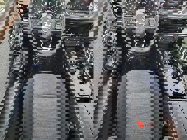 Certified 2022 Nissan Rogue SV image 20