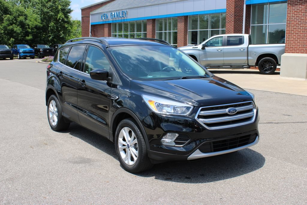 Used 2018 Ford Escape SE w/ SE Sync 3 Package AWD/4WD video 2
