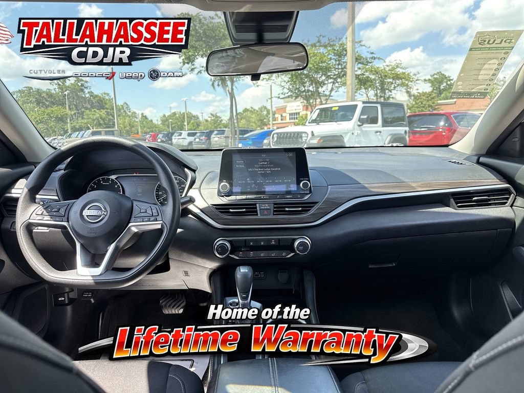 Used 2023 Nissan Altima 2.5 SV FWD image 28