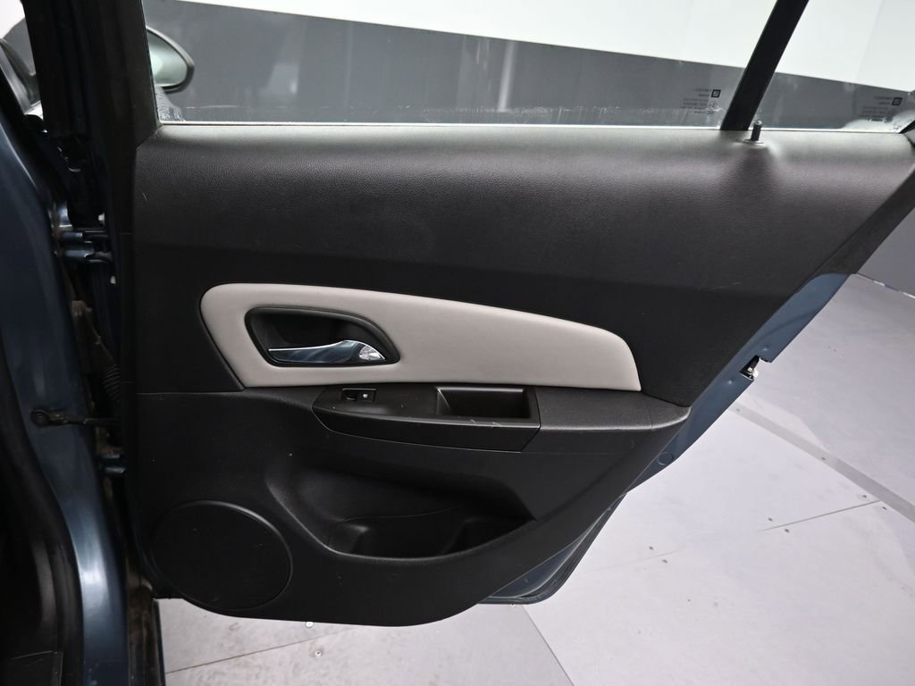 Used 2012 Chevrolet Cruze LS w/ Connectivity Package image 27