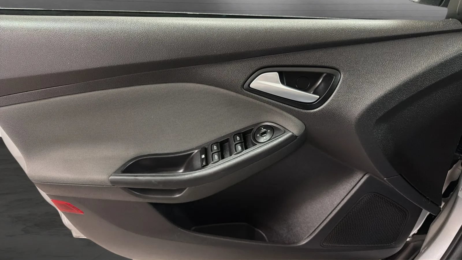 Used 2013 Ford Focus SE FWD image 15