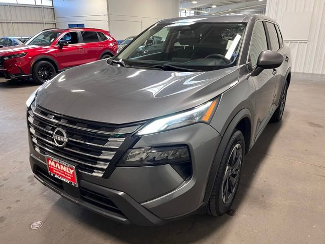 Used 2024 Nissan Rogue SV image 7