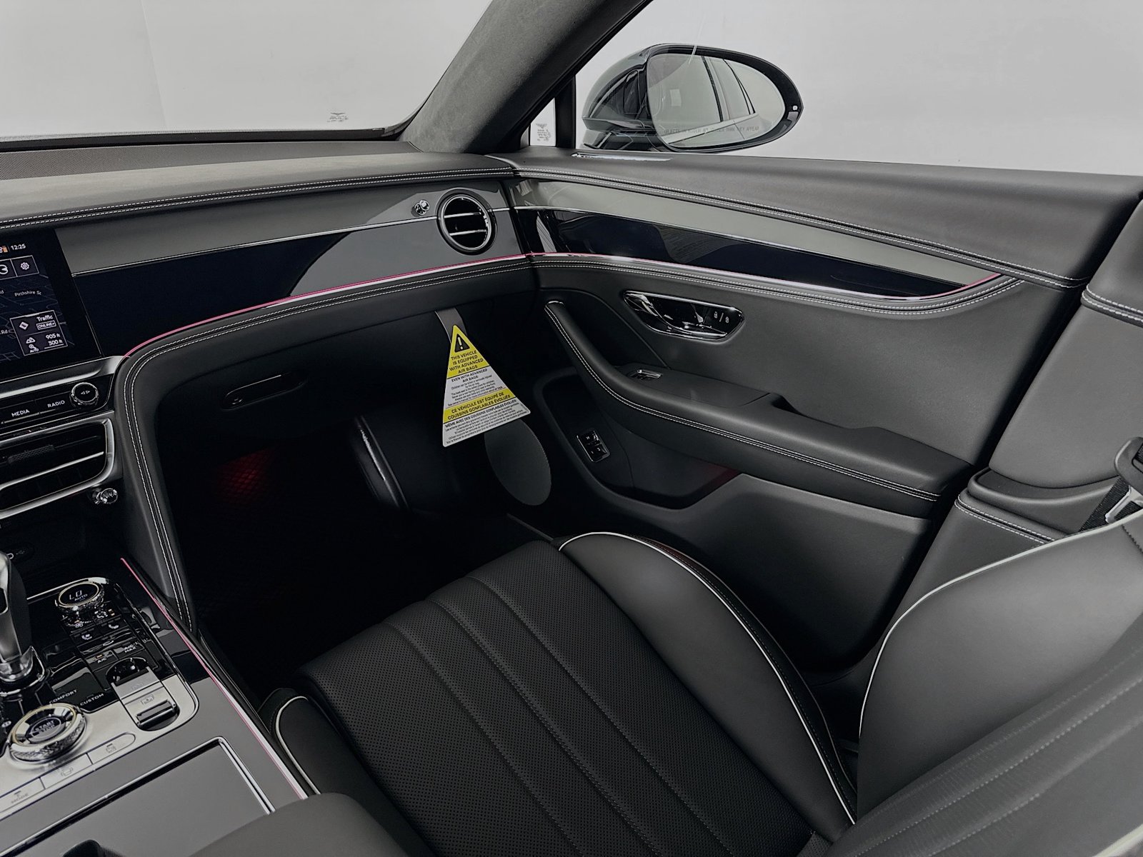 New 2026 Bentley Flying Spur V8 AWD/4WD image 25