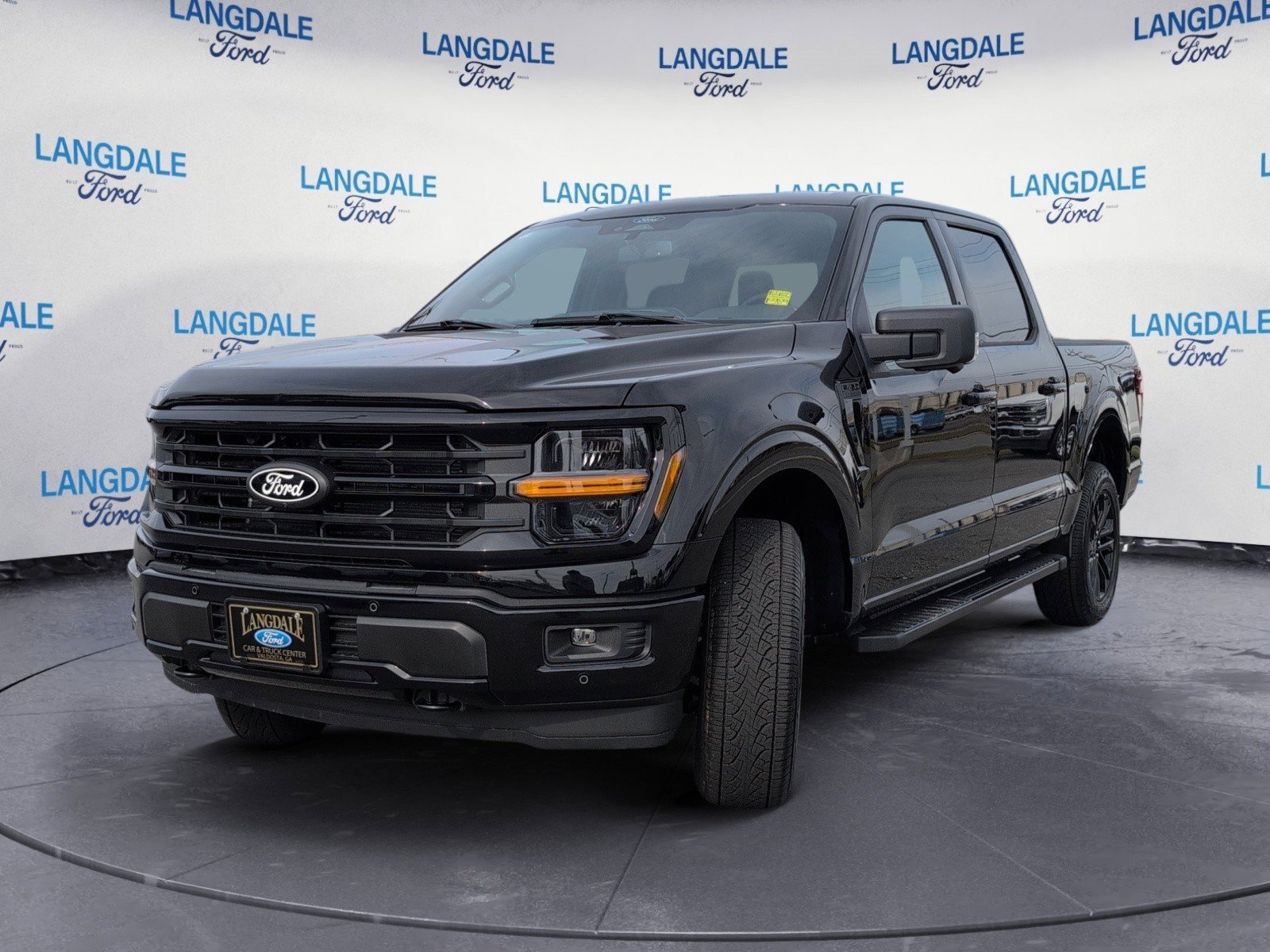 New 2026 Ford F150 XLT w/ Equipment Group 302A MID image 11