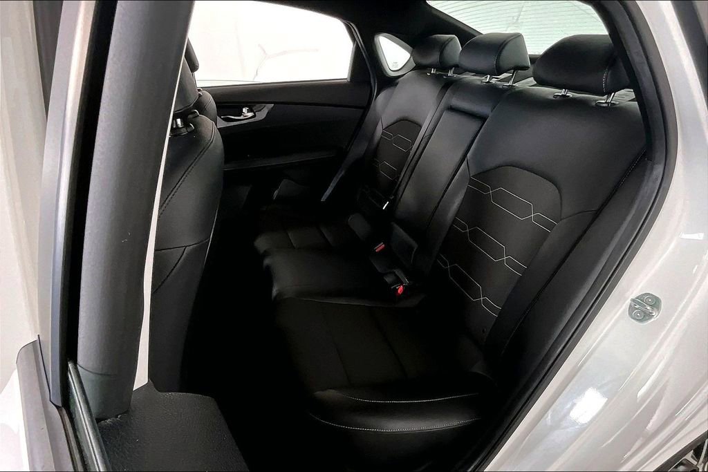Used 2022 Kia Forte GT-Line w/ GT-Line Technology Package image 25