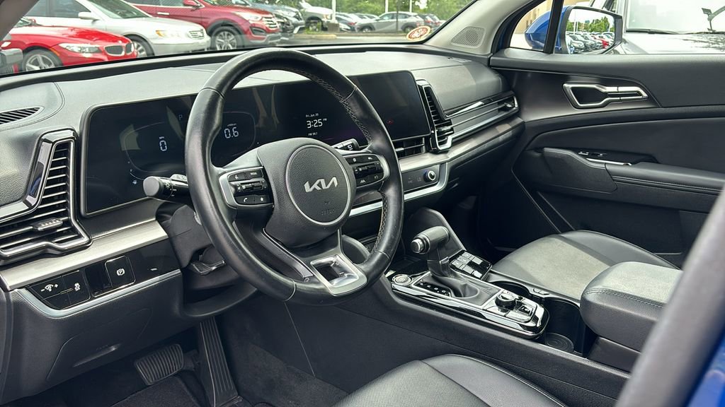 Used 2023 Kia Sportage EX image 26