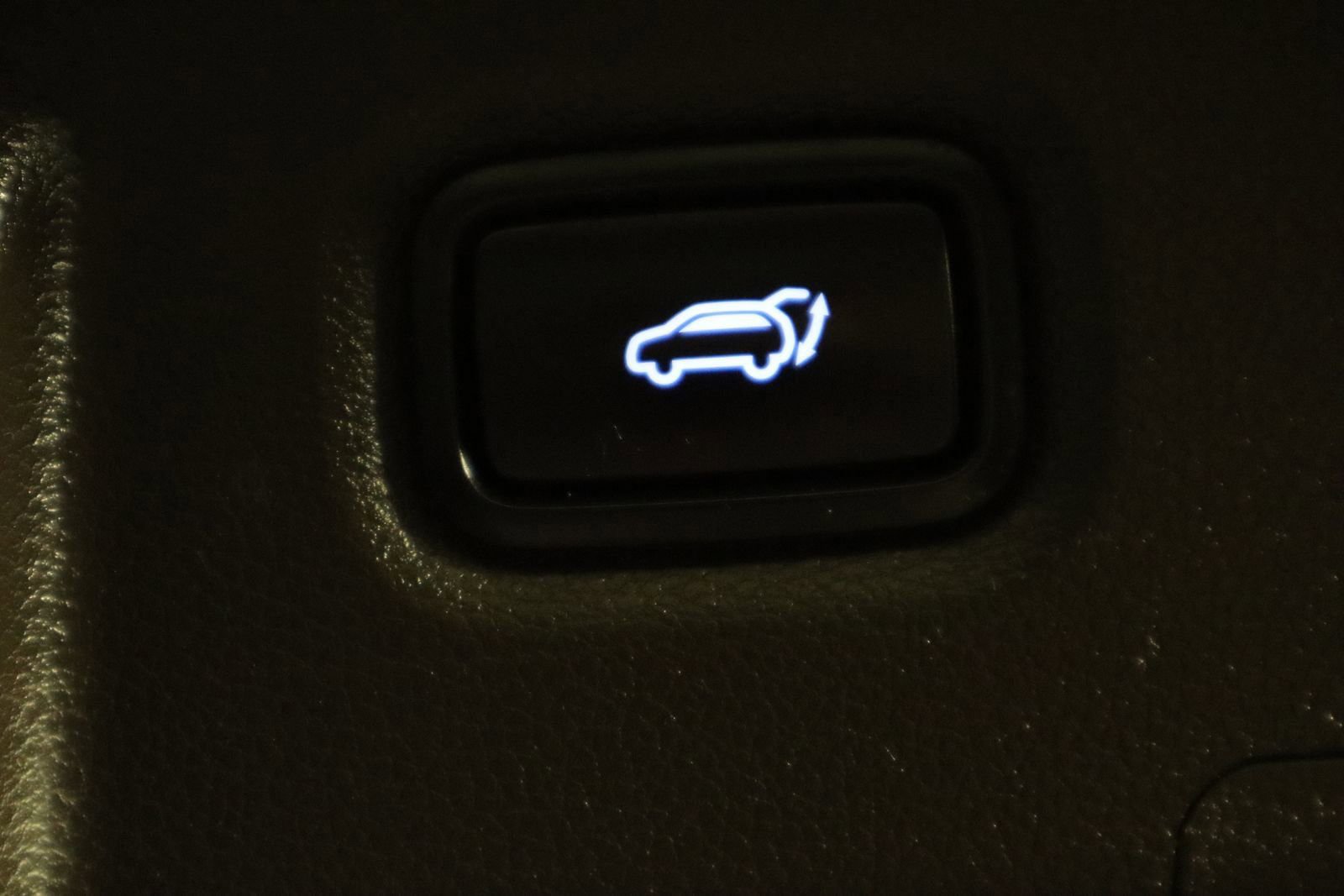 Used 2019 Hyundai Santa Fe Limited image 14