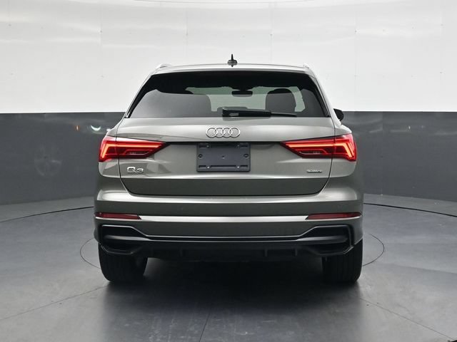 Used 2022 Audi Q3 2.0T Premium Plus AWD/4WD image 5