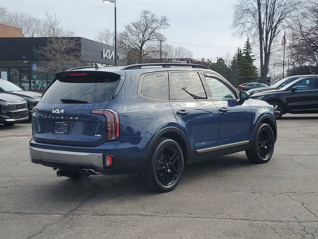 Used 2023 Kia Telluride EX X-Line image 4