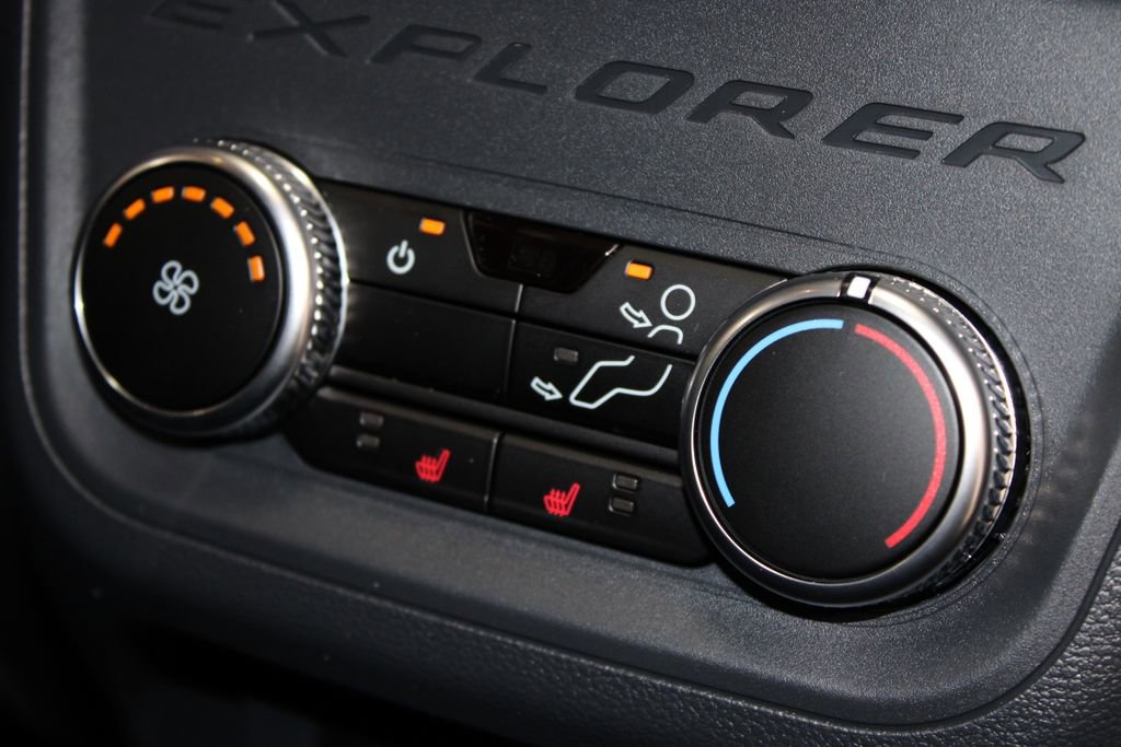 New 2026 Ford Explorer Platinum image 34