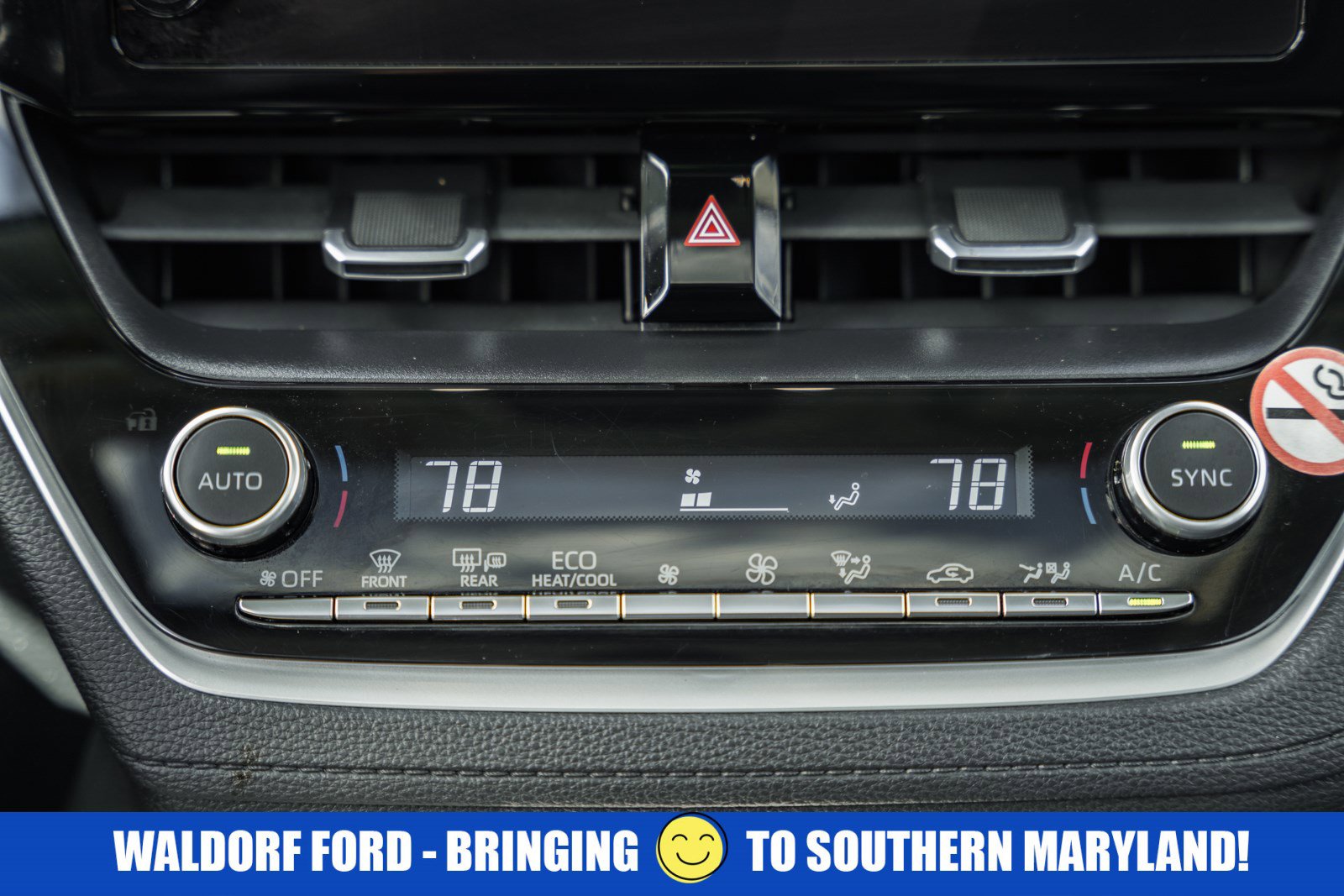 Used 2023 Toyota Corolla Cross XLE w/ Convenience Package image 26