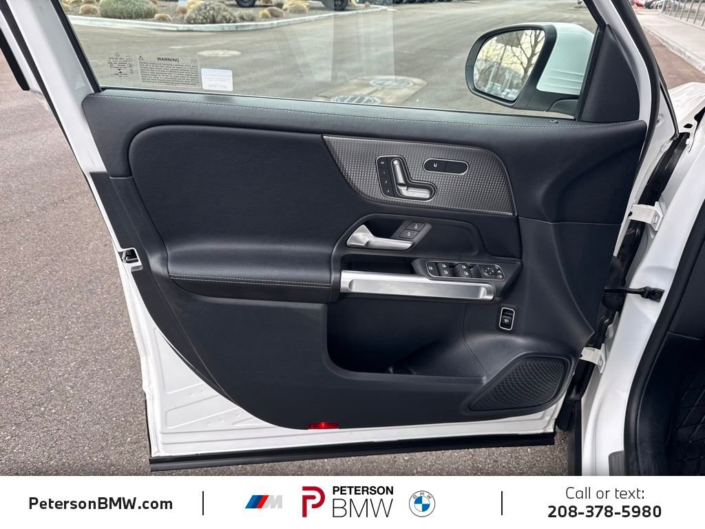 Used 2022 Mercedes-Benz GLB 250 4MATIC image 15