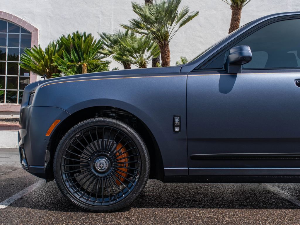 Used 2026 Rolls-Royce Cullinan Black Badge AWD/4WD image 13