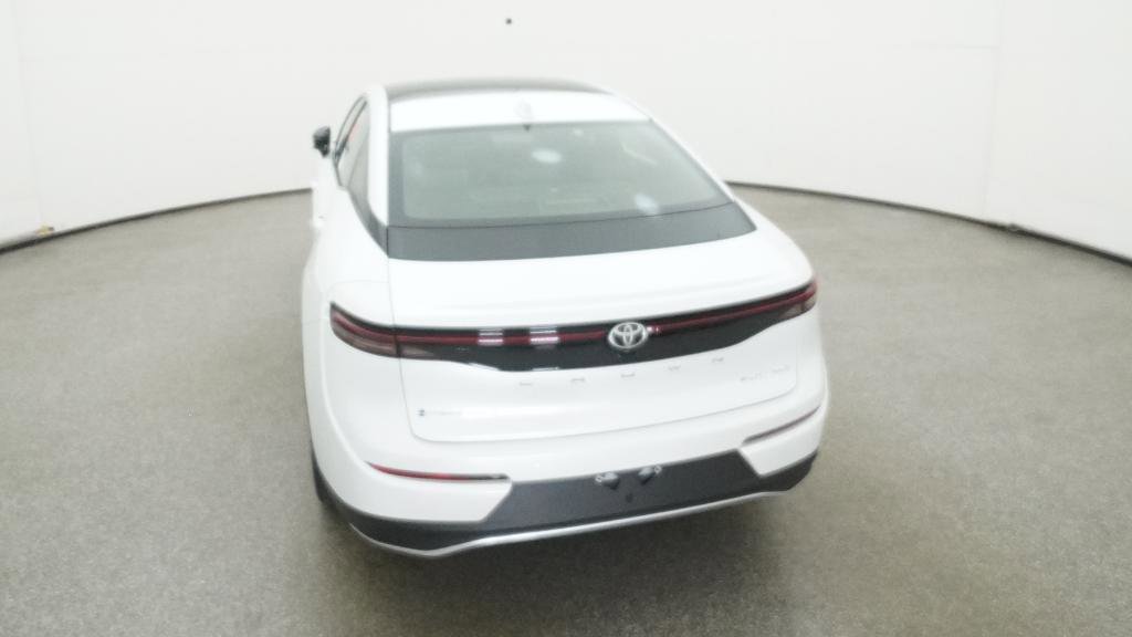 New 2026 Toyota Crown Platinum image 15
