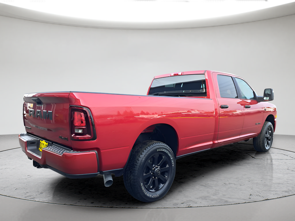 New 2026 RAM 3500 Big Horn AWD/4WD image 3