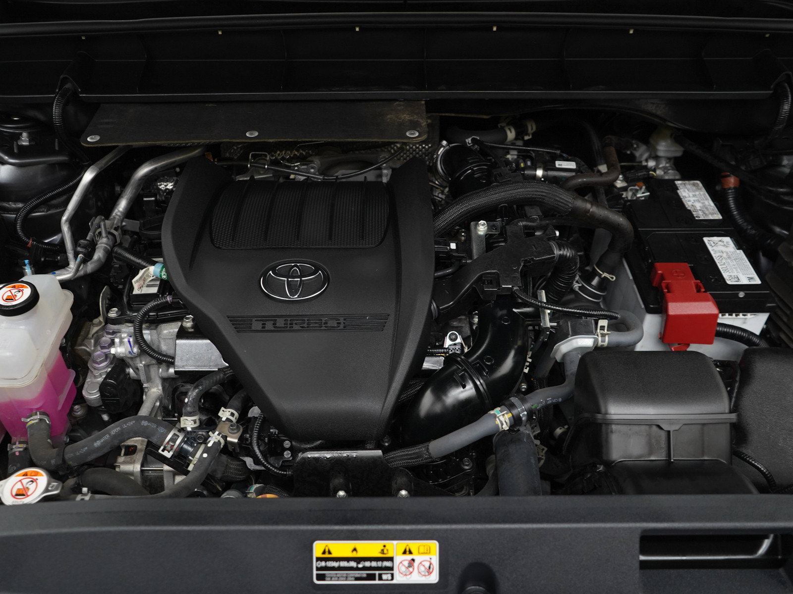 Used 2025 Toyota Highlander XSE AWD/4WD image 31