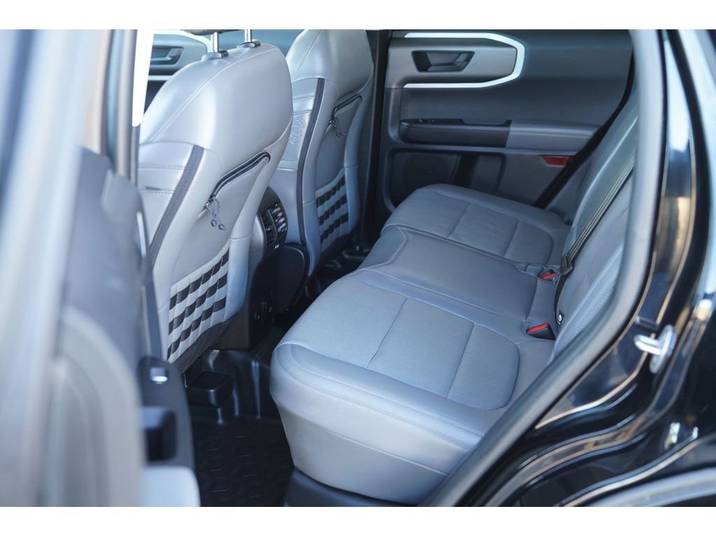 Used 2025 Ford Bronco Sport Badlands image 12