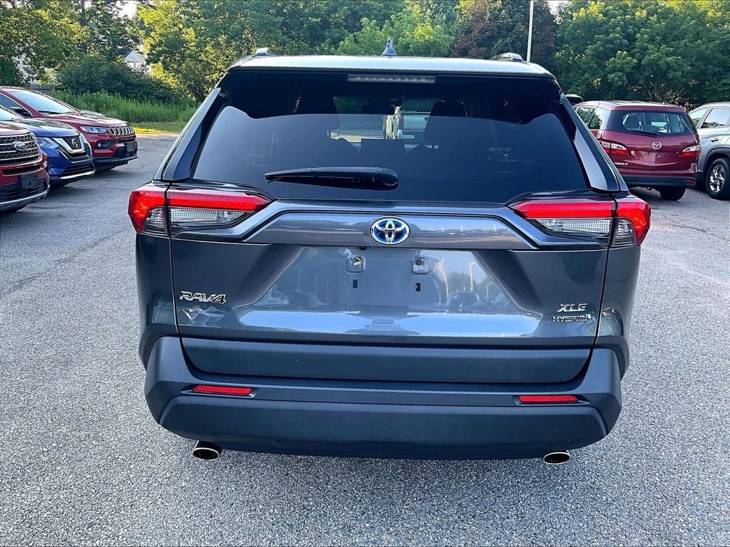 Used 2020 Toyota RAV4 XLE w/ Convenience Package AWD/4WD image 10