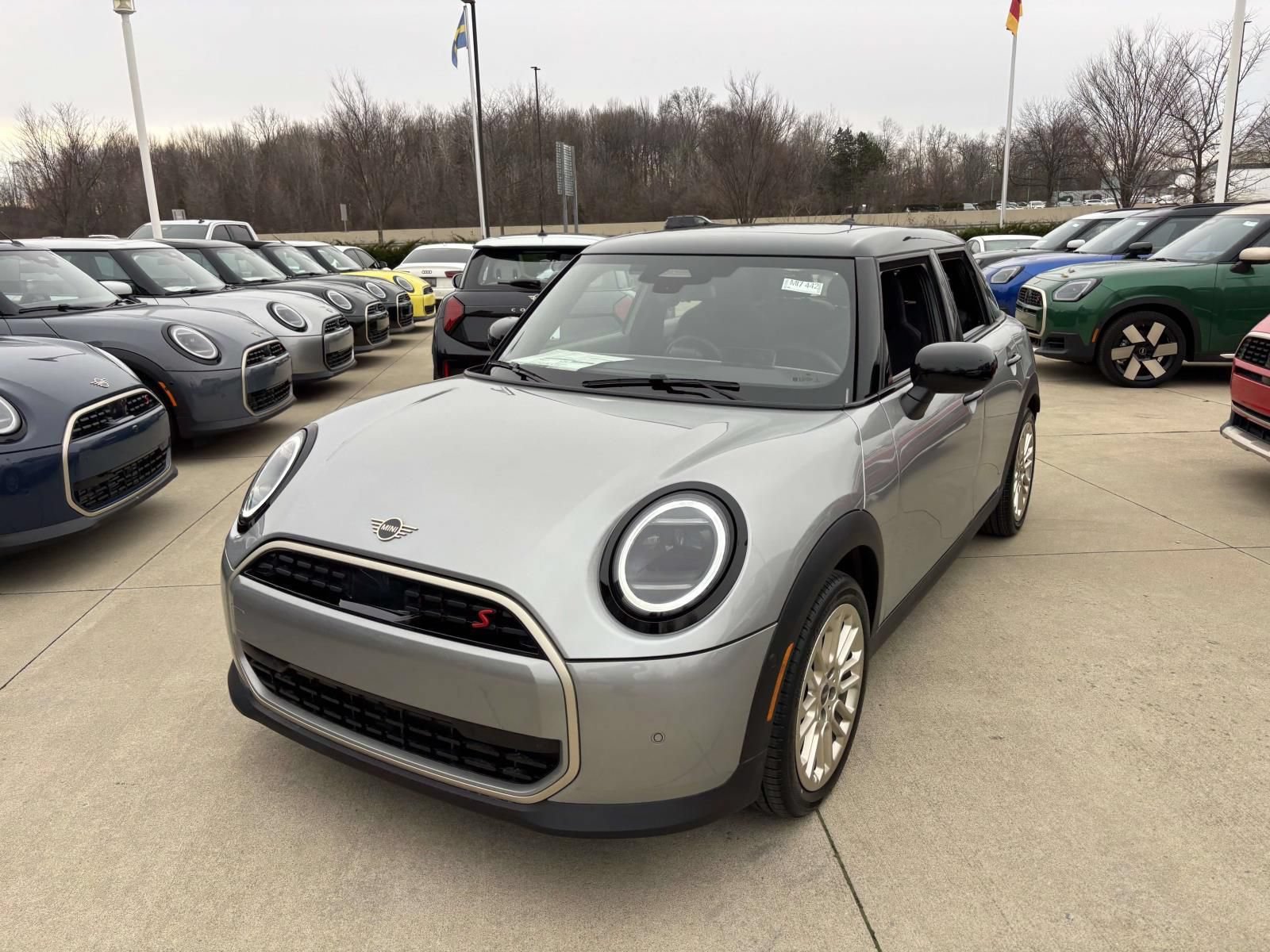 New 2026 MINI Cooper S FWD image 3
