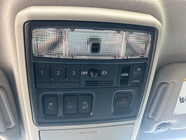Used 2023 Toyota 4Runner SR5 Premium w/ Moonroof Package image 25