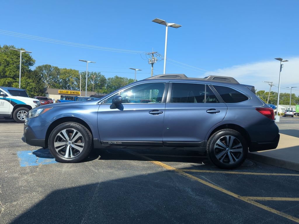 Used 2018 Subaru Outback 2.5i Limited AWD/4WD image 6