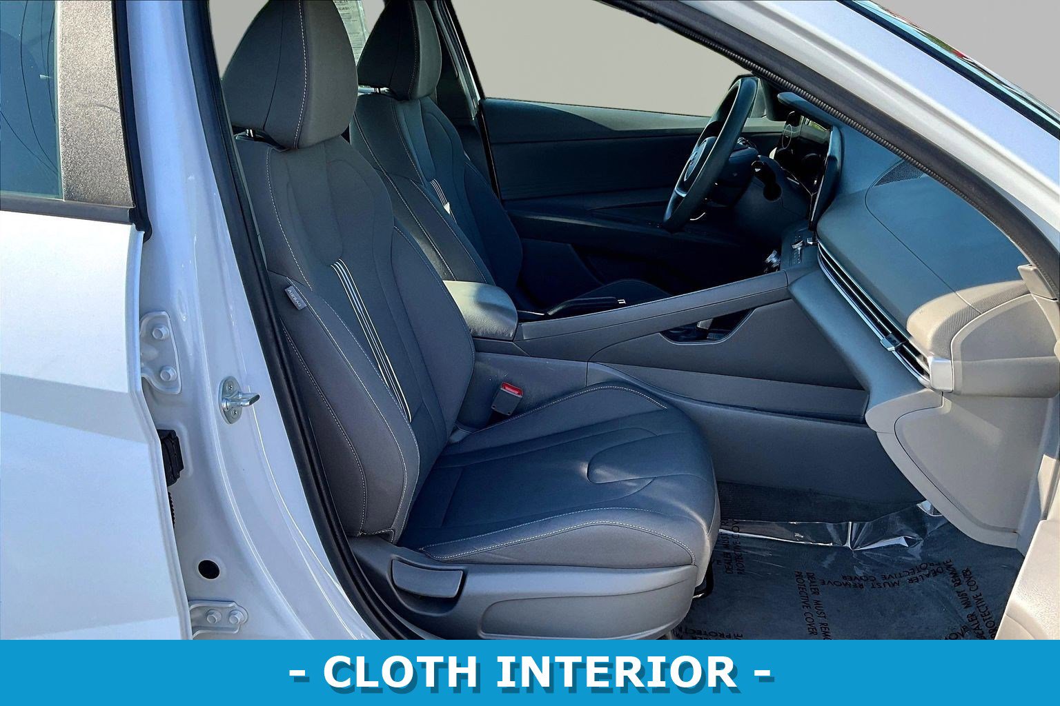 Used 2024 Hyundai Elantra SEL FWD image 29