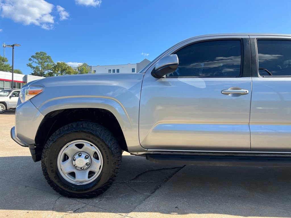 Used 2019 Toyota Tacoma SR w/ SR Convenience Package AWD/4WD image 29