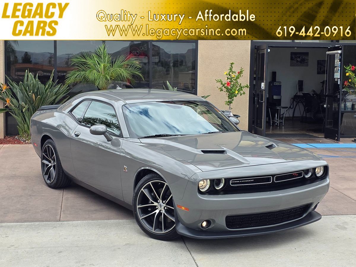 Used 2018 Dodge Challenger R/T Scat Pack RWD video 1