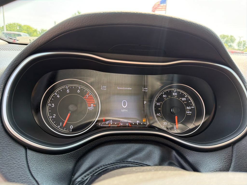Used 2020 Jeep Cherokee Limited AWD/4WD image 15