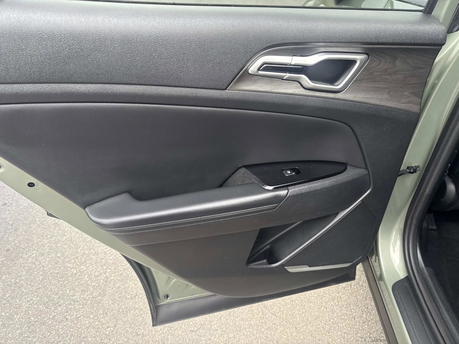 Used 2024 Kia Sportage X-Line w/ X-Line Premium Package image 17