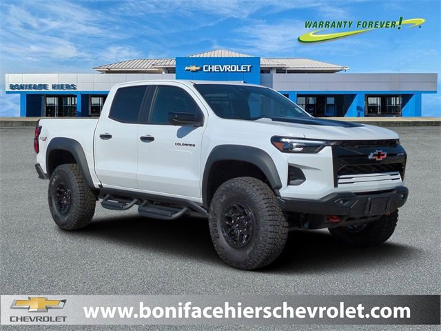 New 2025 Chevrolet Colorado ZR2 w/ ZR2 Bison Edition video 1