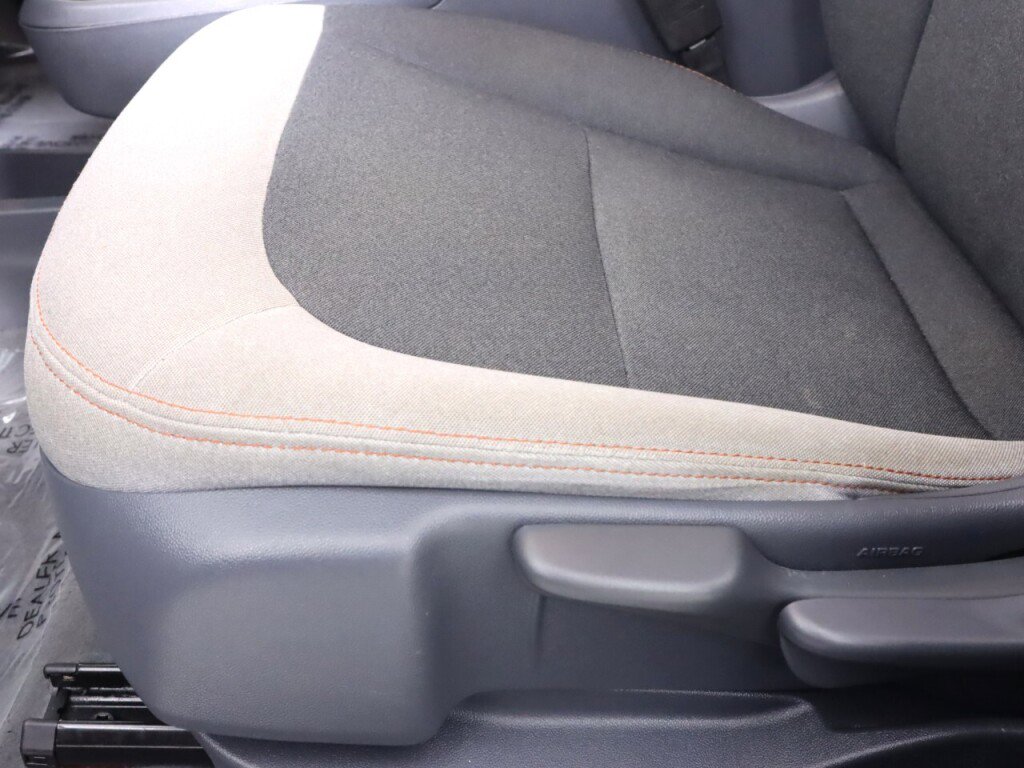 Used 2021 Chevrolet Bolt LT image 25