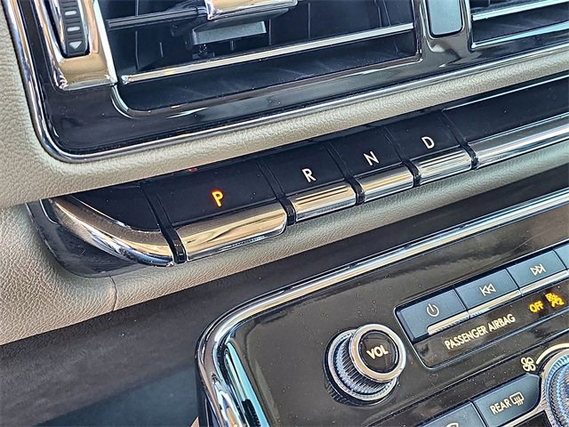 Used 2022 Lincoln Navigator Reserve image 30