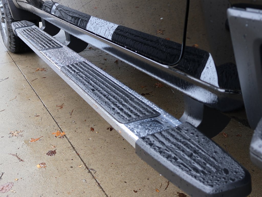 New 2025 GMC Sierra 2500 SLT w/ SLT Premium Package image 10